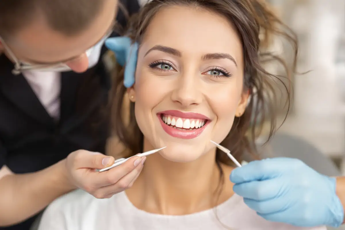 Experience a Stunning Smile Transformation with E-Max
